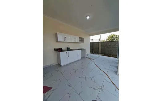 Five bedrooms for Rent in Rungiri