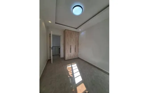 Five bedrooms for Rentals in 