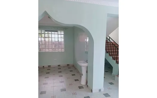 Five bedrooms for Rent in Nakuru