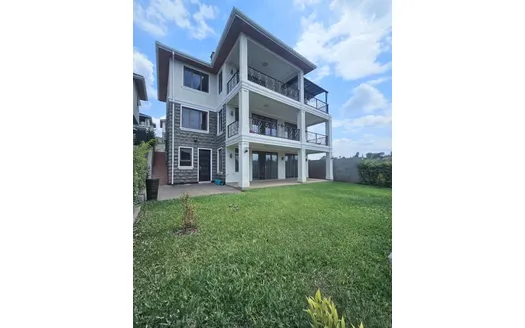Five bedrooms for Rentals in Kiambu