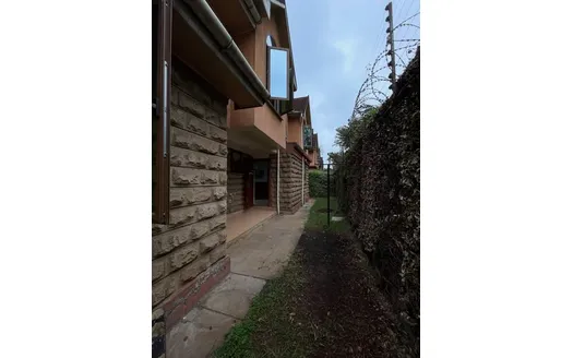 Five bedrooms for Rent in Nairobi