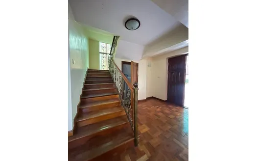 Five bedrooms for Rent in Nairobi