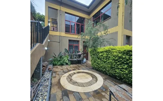 Five bedrooms for Rentals in Kianjogu