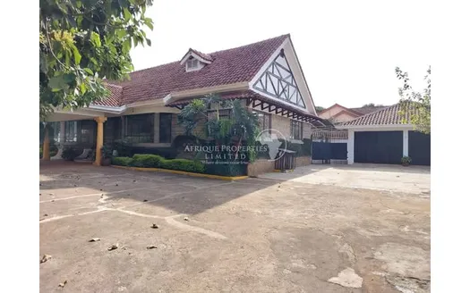 Five bedrooms for Rentals in 