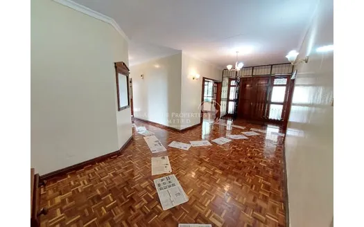 Five bedrooms for Rentals in 
