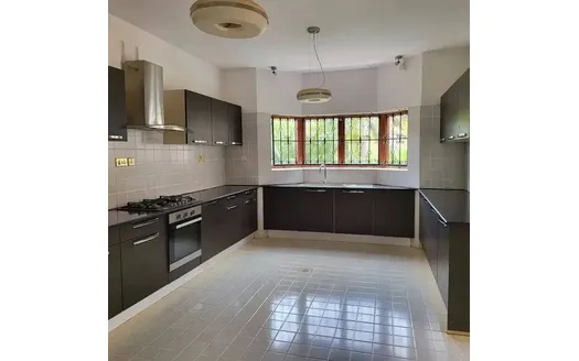 Five bedrooms for Rent in Nairobi