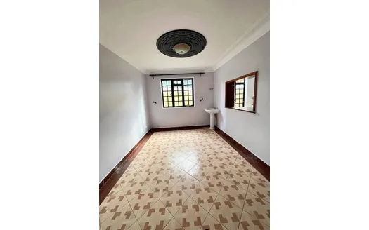 Five bedrooms for Rent in shooters
