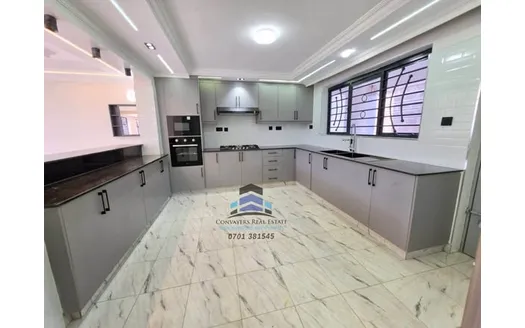 Five bedrooms for Sale in Ruiru