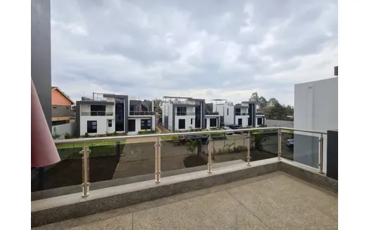 Five bedrooms for Sale in Ruiru