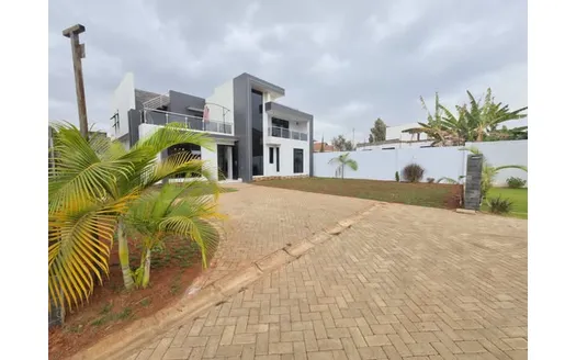 Five bedrooms for Sale in Ruiru