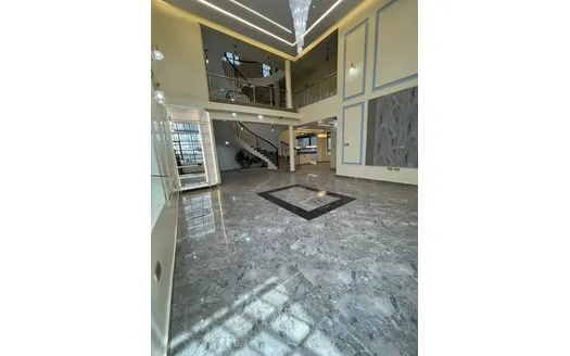 Five bedrooms for Sale in Nairobi