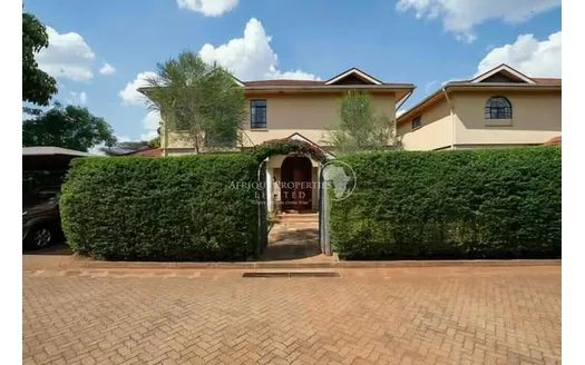 Five bedrooms for Sale in Nairobi