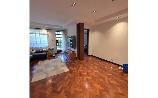 Five bedrooms for Sale in Nairobi