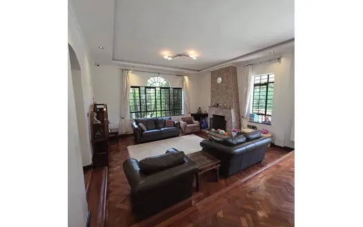 Five bedrooms for Sale in Nairobi