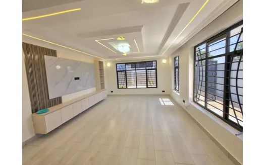 Five bedrooms for Sale in Ruiru