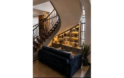 Five bedrooms for Sale in Nairobi