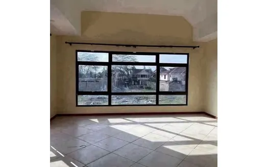 Five bedrooms for Sale in Nairobi