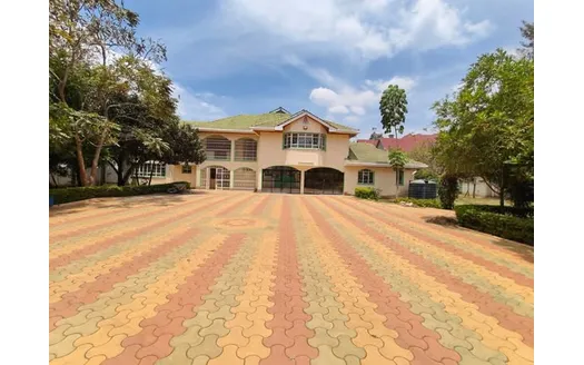 Five bedrooms for Sale in Nairobi