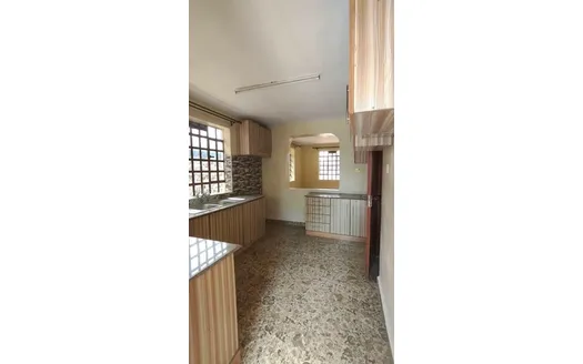 Four bedrooms for Rent in Nakuru
