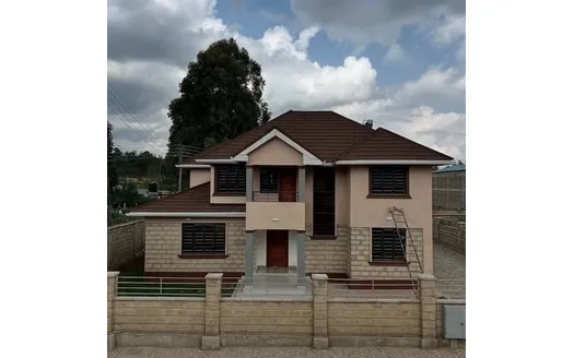 Four bedrooms for Rent in Kamangu Area