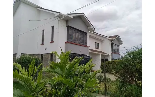 Four bedrooms for Rentals in Kitengela