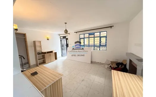 Four bedrooms for Rent in 