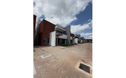 Four bedrooms for Rentals in Nairobi