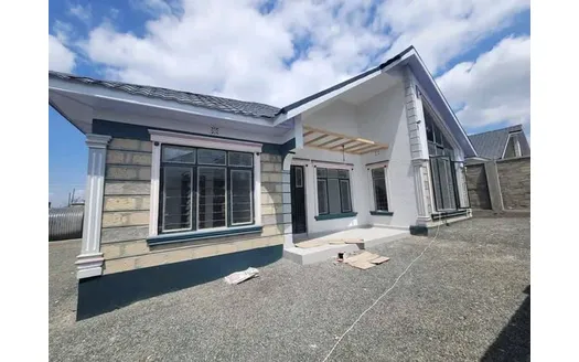 Four bedrooms for Rent in 