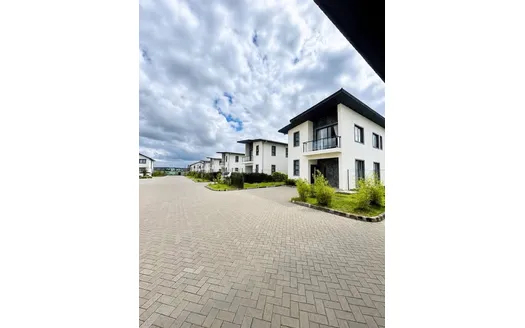 Four bedrooms for Sale in 
