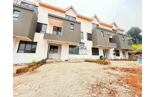 Four bedrooms for Sale in 