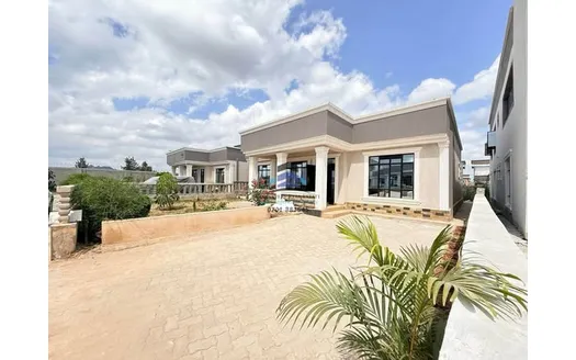 Four bedrooms for Sale in 