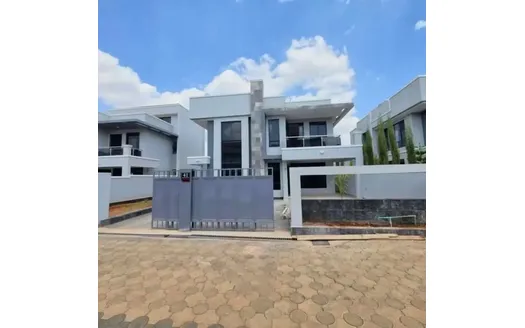 Four bedrooms for Sale in 
