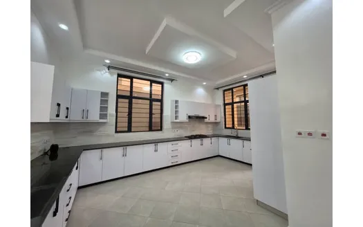 Four bedrooms for Sale in Ruiru