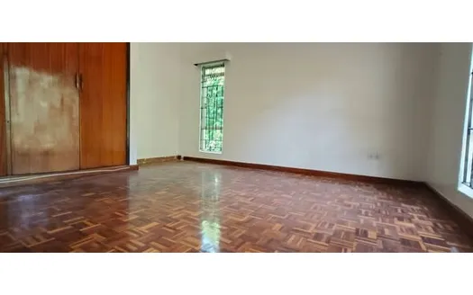 Seven bedrooms for Rent in Nairobi