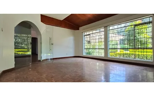 Seven bedrooms for Rent in Nairobi