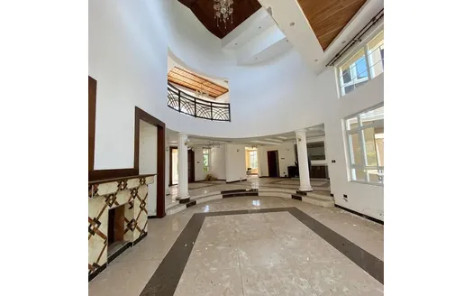 Six bedrooms for Rent in Nairobi
