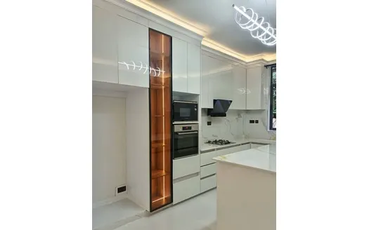 Six bedrooms for Sale in Nairobi