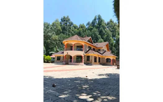Six bedrooms for Sale in Eldoret