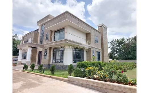 Six bedrooms for Rentals in Nairobi