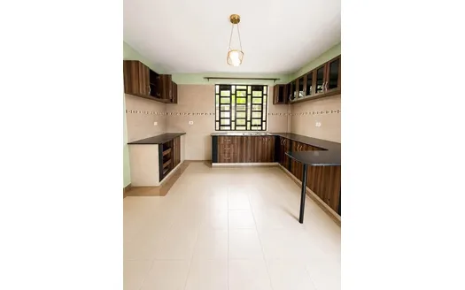 Three bedrooms for Rent in shooters