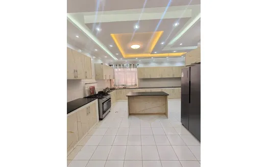 Three bedrooms for Rent in Nairobi
