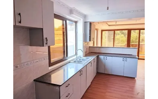 Three bedrooms for Rentals in Nairobi