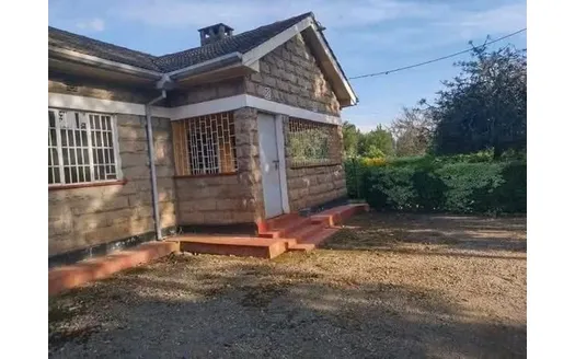 Three bedrooms for Rentals in 