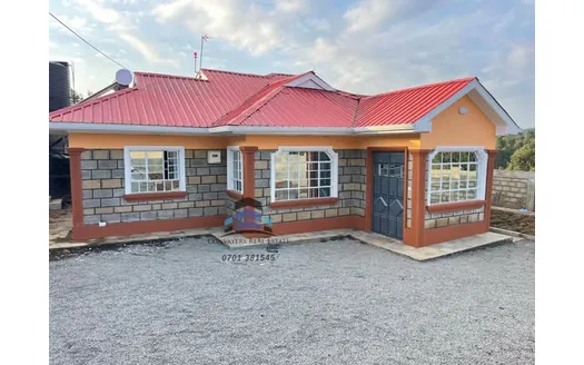 Three bedrooms for Rent in 