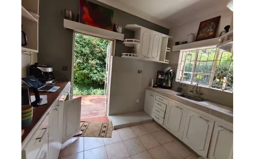 Three bedrooms for Rent in Nairobi