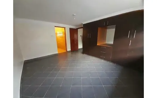 Three bedrooms for Rentals in Nairobi