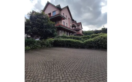 Three bedrooms for Rent in Nairobi