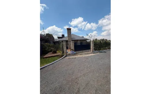 Three bedrooms for Rent in Gitaru