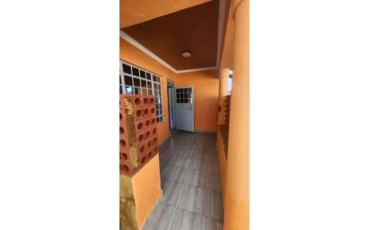 Three bedrooms for Rentals in Rungiri