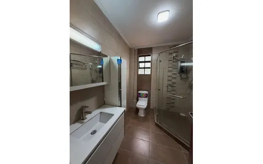 Three bedrooms for Rent in Nairobi